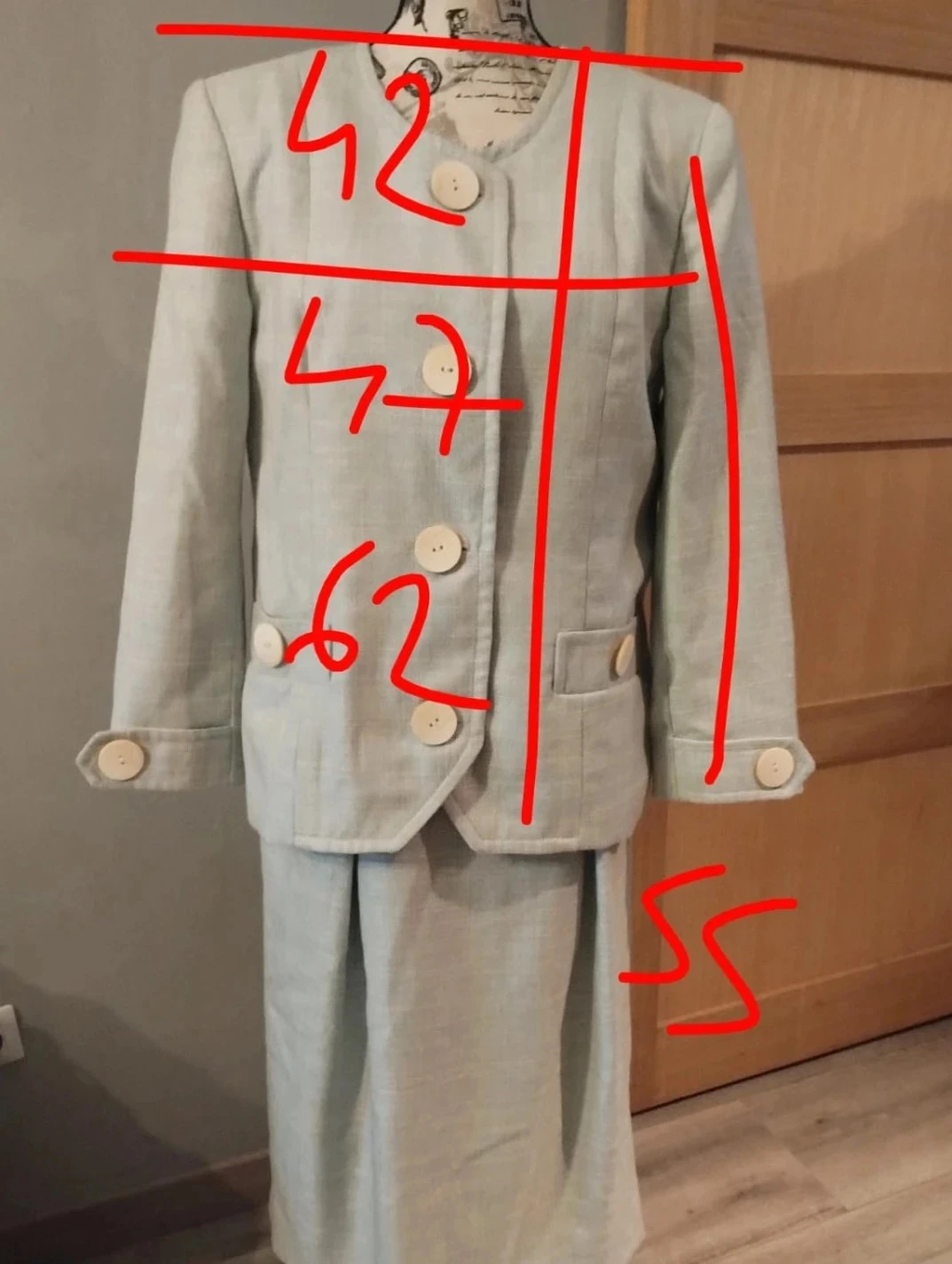 Conjunto de traje y falda hecho a mano, azul claro, botones grandes, forro T40 – photo 7